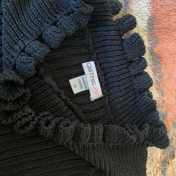 Black crop top - Picture 2 of 2